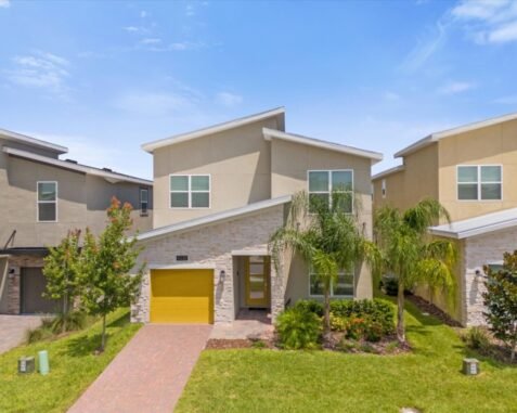 5 Bedrooms/ 5 Bathrooms/ Champions Gate ( DR 9231)
